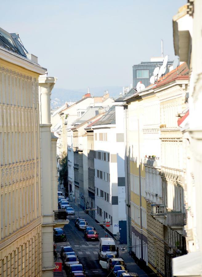Stylish, Cosy & Central "Self-Check-In" Apartment Wien Exterior foto