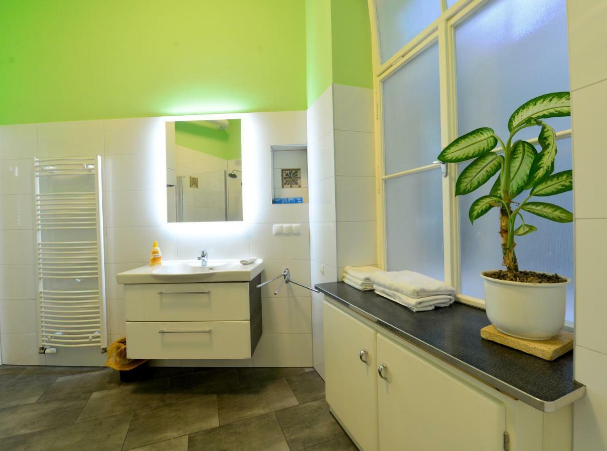 Stylish, Cosy & Central "Self-Check-In" Apartment Wien Exterior foto